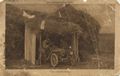 Das Automobil im Felde: Eine originelle Garage