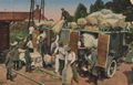 Verladen der mit der Bahn angekommenen Feldposts�cke in die Postautos