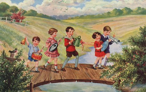 Kinder mit improvisierten Instrumenten I