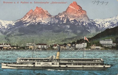 Brunnen und die Mythen mit Salondampfer 'Unterwalden'