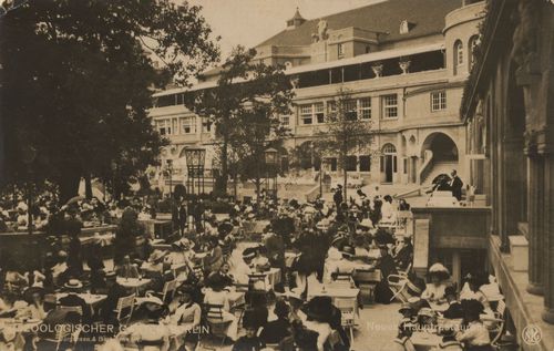 Hauptrestaurant, Grosse Terrasse (vollbesetzt)