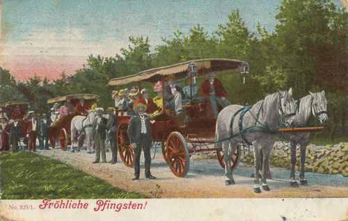 Mehrere Pferdewagen