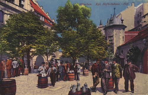 K�nigliches Hofbr�uhaus, Hof