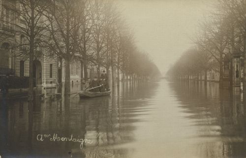 Paris, �berschwemmte Avenue Montaigne