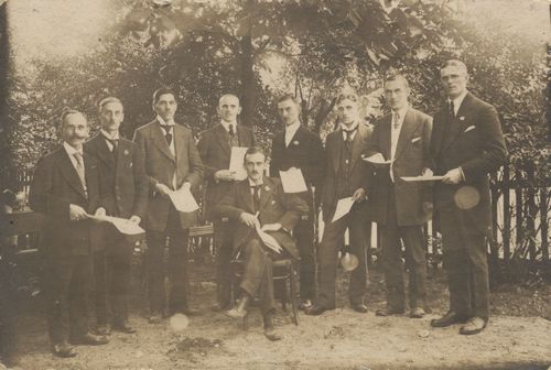 Ernster Gesang