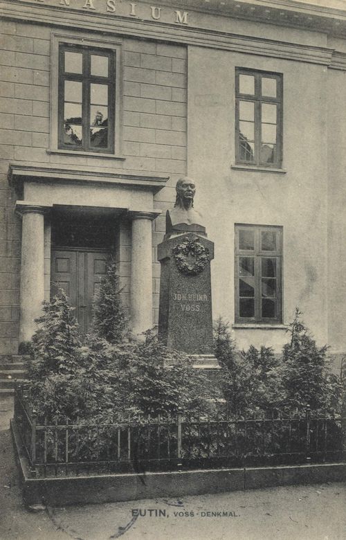 Eutin, Vossdenkmal