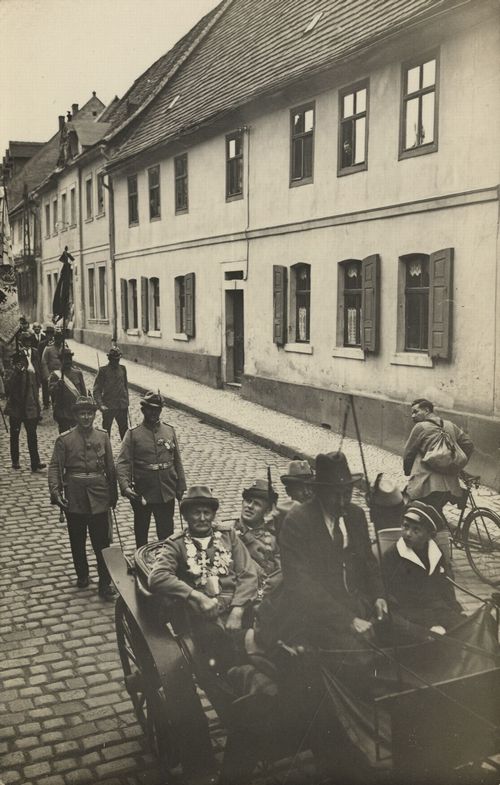 Im Wagen beim Sch�tzenzug