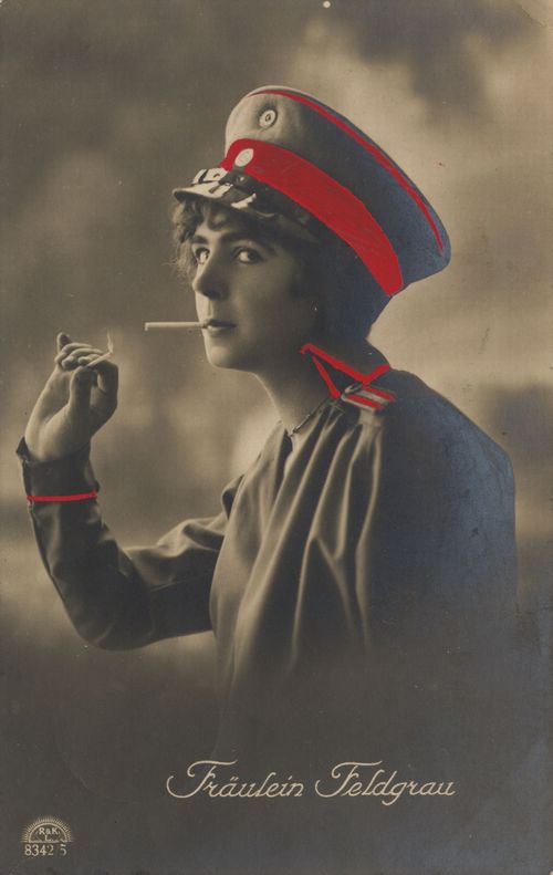 Fr�ulein Feldgrau