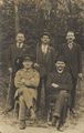 Gruppenportr�t im Wald