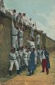 Infanterie beim Besteigen einer Mauer