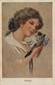 Br�nette Frau mit getigerter Katze