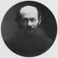 Atelier Nadar: Pjotr Kropotkin (1842-1921), russischer F�rst, Anarchist und Geograph