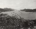 Japanischer Photograph: Die russische Flotte in der Bucht von Nagasaki. Die Fregatte �Pamjat' Asova� schie�t am 15. April 1891 Salut. Nagasaki