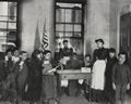 Riis, Jacob A.: »Die erste patriotische Wahl in der Arbeiterschule in der Beach Street«