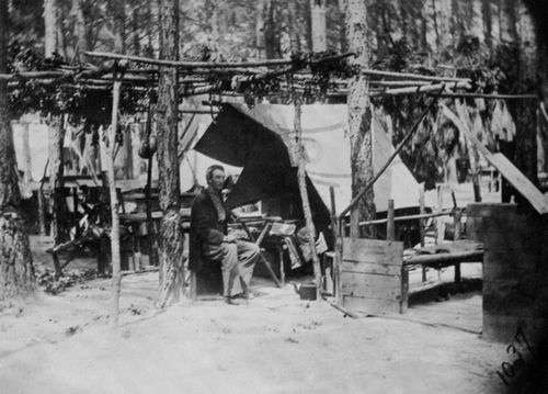O'Sullivan, Timothy H.: Petersburg, Virginia, Soldatenquartier