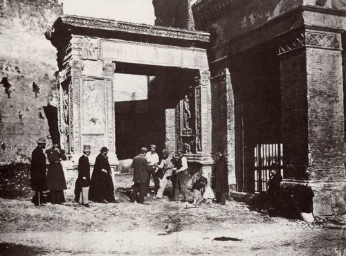 Altobelli und Molins: Morraspieler vor dem Arco degli Argentari