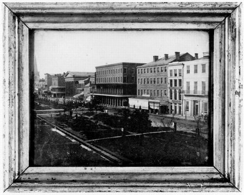 Amerikanischer Photograph um 1850: Main Street in New Orleans, Louisiana
