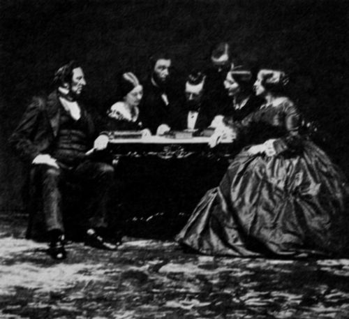 O'Sullivan, Timothy H.: Typische Familie posiert f�r eine Daguerreotypie