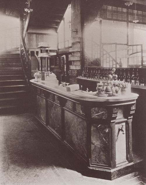 Atget, Eug�ne: L�den und Auslagen, Weinausschank in der Rue Boyer
