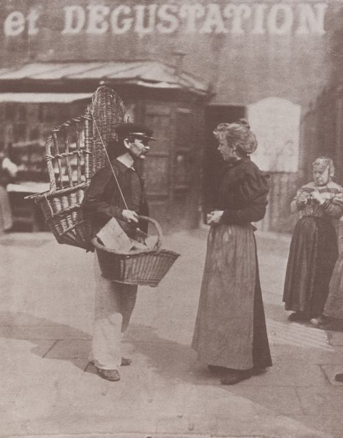 Atget, Eug�ne: Leben und Arbeitswelt, Stra�enh�ndler