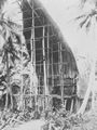 Rine, Philip: Die Varlalla, eine weitl�ufige Zeremonienhalle, in der die Dorfversammlungen stattfanden