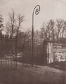 Atget, Eug�ne: Historische St�tten, Gittertor in Saint-Cloud